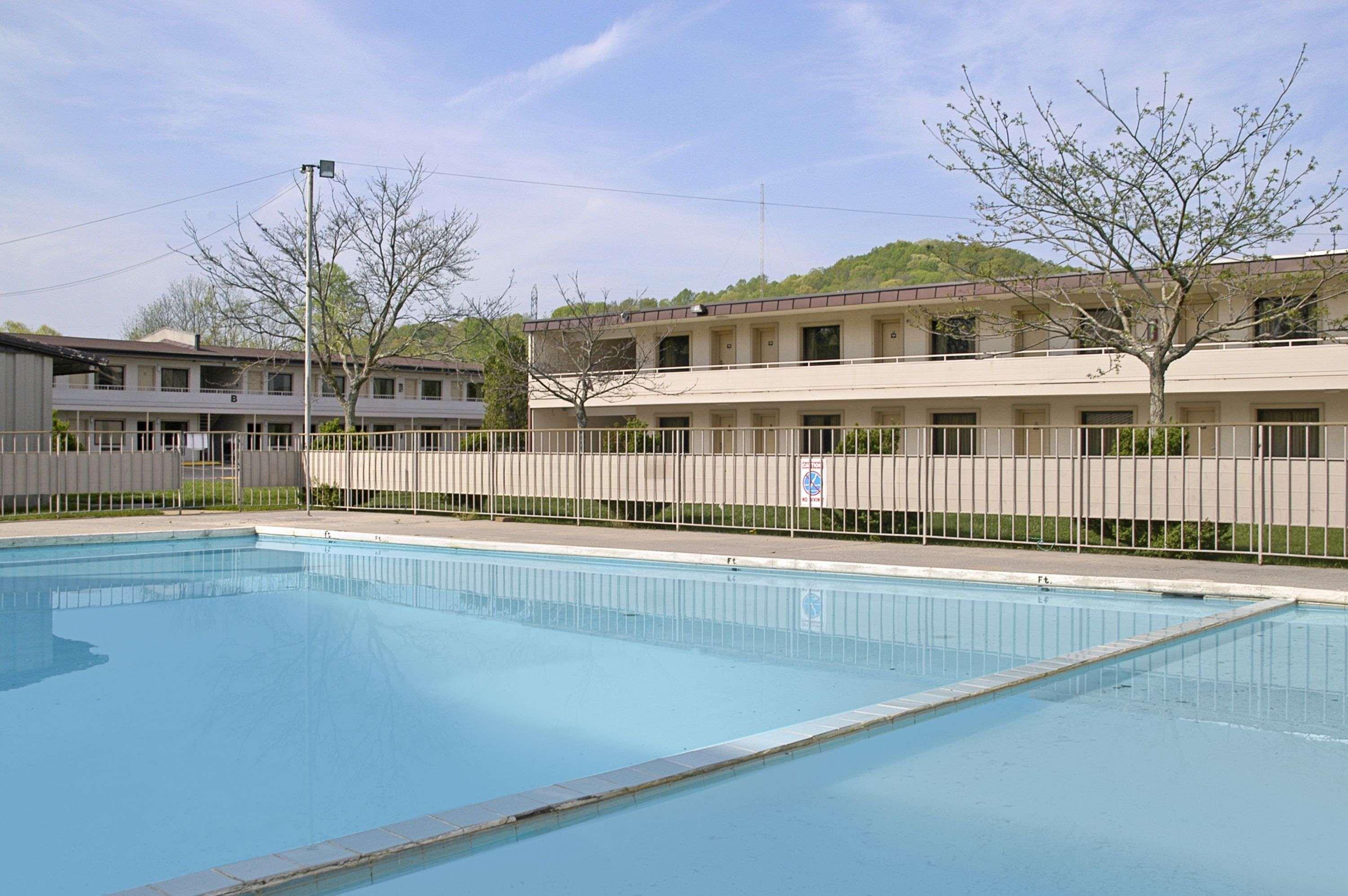 Days Inn by Wyndham Oak Ridge Knoxville Eksteriør billede
